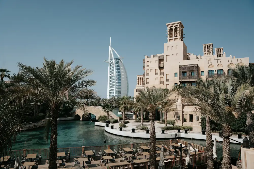 Bab Al Qasr